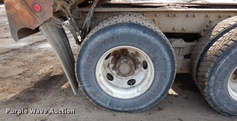 image for item JK9808 2007 International 7400  dump truck