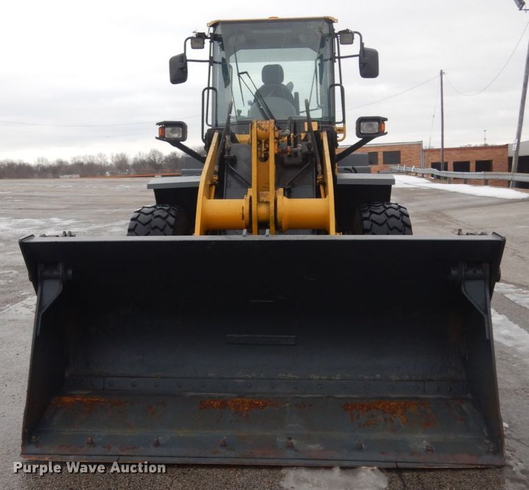 image for item JK9811 2003 Komatsu WA250-5L  wheel loader