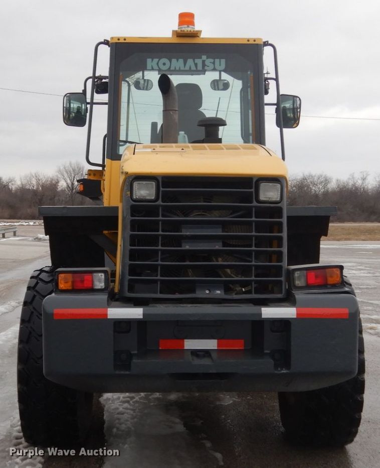 image for item JK9811 2003 Komatsu WA250-5L  wheel loader