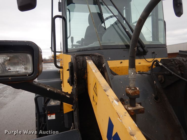 image for item JK9811 2003 Komatsu WA250-5L  wheel loader