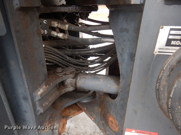 image for item JK9811 2003 Komatsu WA250-5L  wheel loader