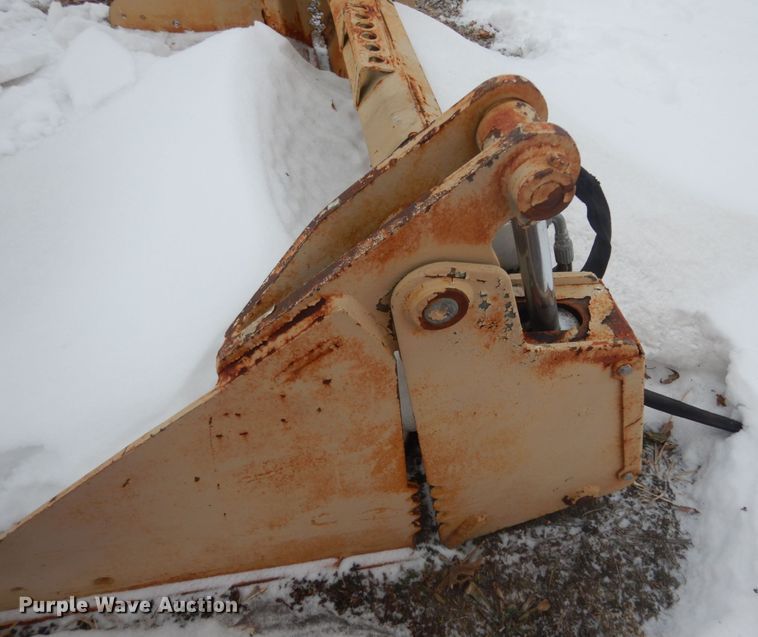 image for item JK9816 Bobcat 68 Combo BKT  four-in-one bucket