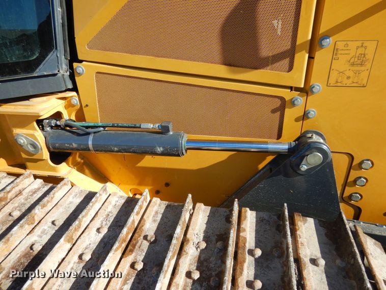 image for item JK9822 2015 John Deere 550K XLT  dozer