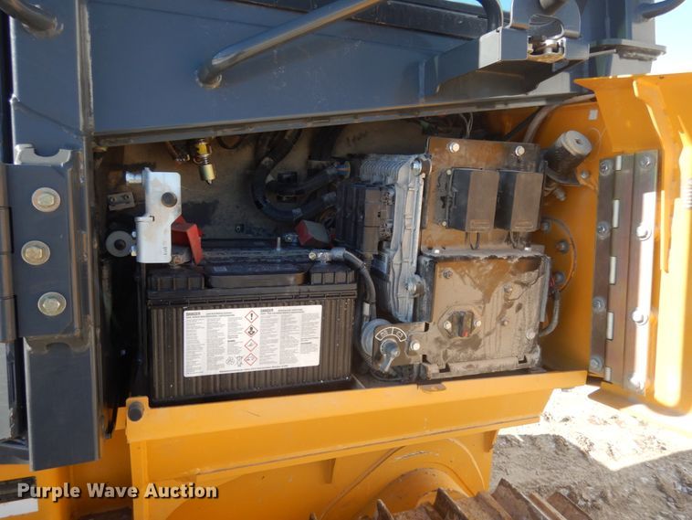 image for item JK9822 2015 John Deere 550K XLT  dozer