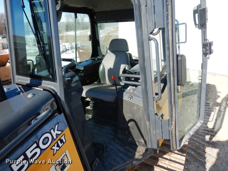 image for item JK9822 2015 John Deere 550K XLT  dozer