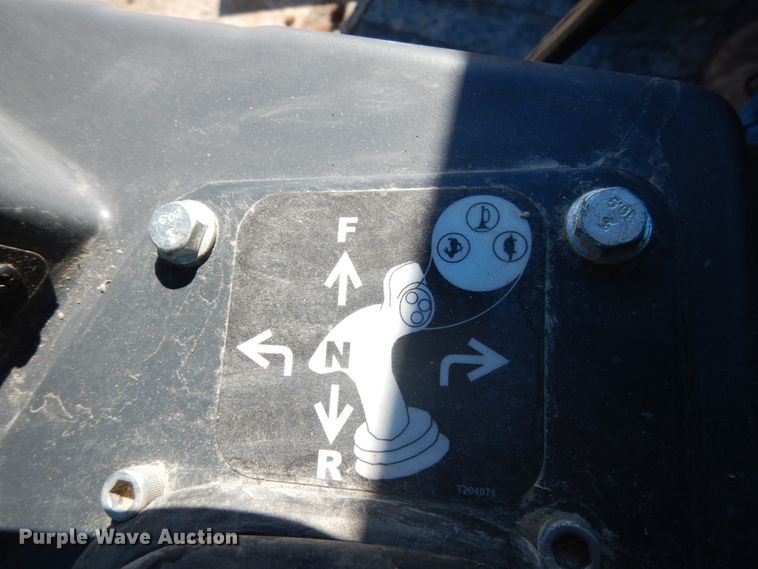 image for item JK9822 2015 John Deere 550K XLT  dozer