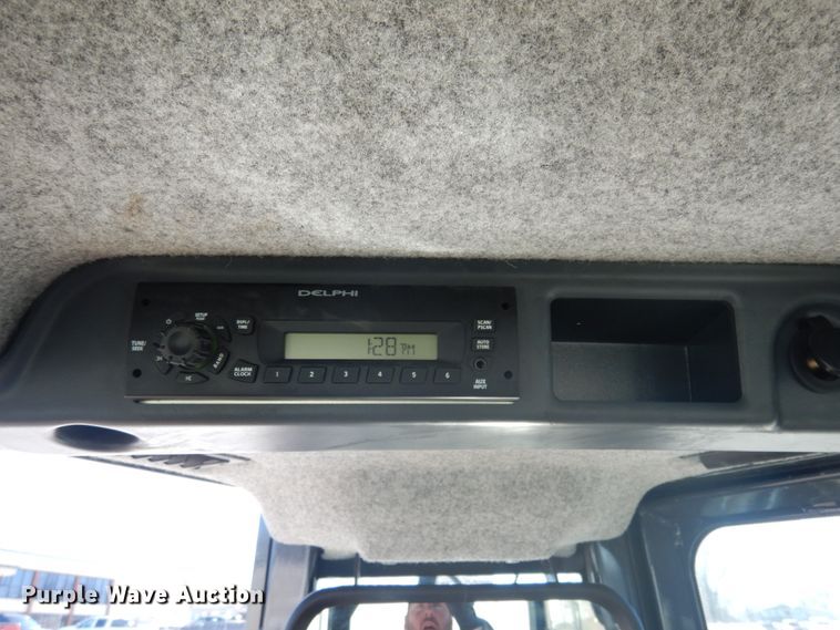 image for item JK9822 2015 John Deere 550K XLT  dozer