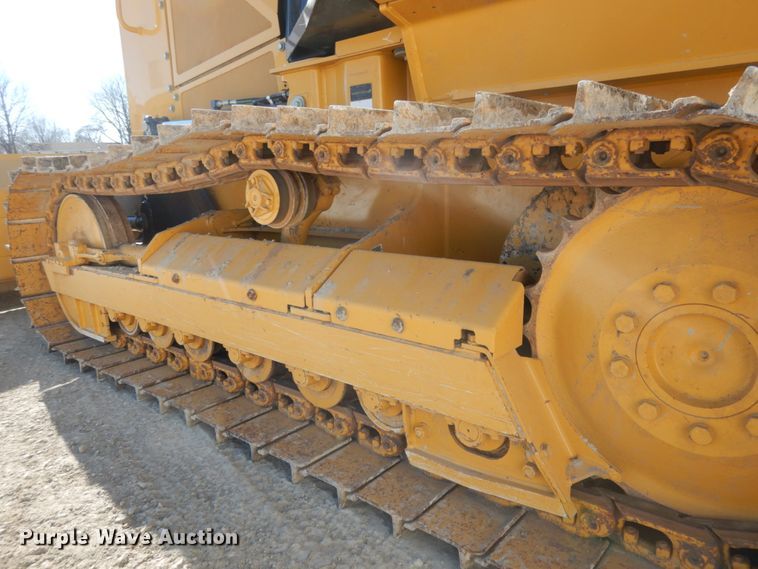 image for item JK9822 2015 John Deere 550K XLT  dozer