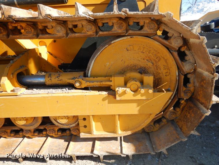 image for item JK9822 2015 John Deere 550K XLT  dozer