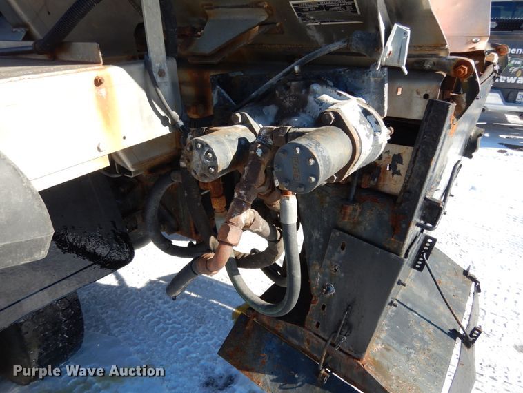 image for item JK9825 2003 Sterling L7500  spreader truck