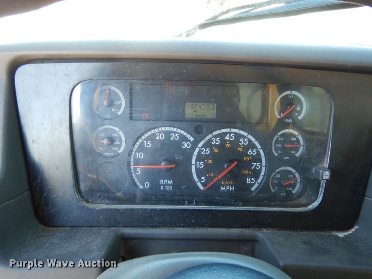 image for item JK9825 2003 Sterling L7500  spreader truck