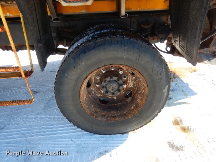 image for item JK9825 2003 Sterling L7500  spreader truck