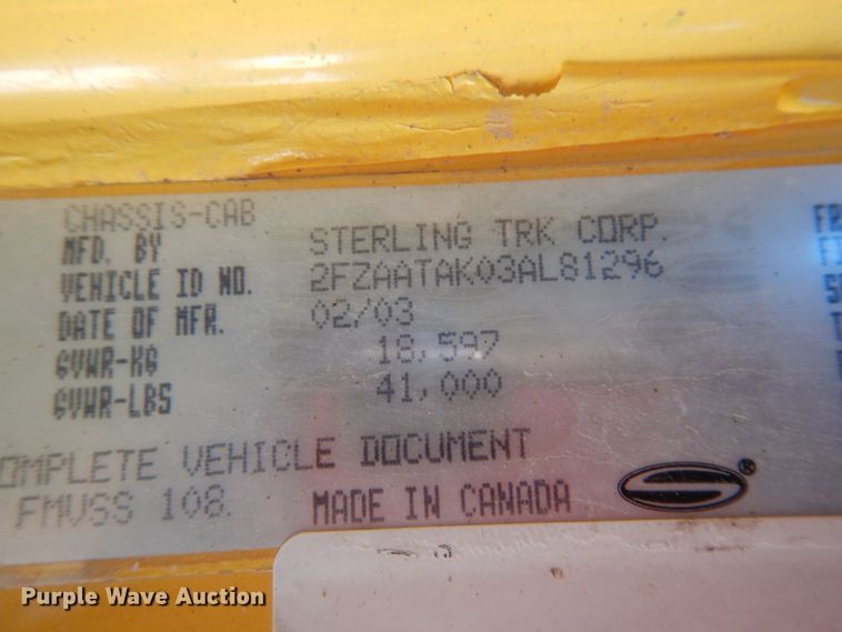 image for item JK9825 2003 Sterling L7500  spreader truck