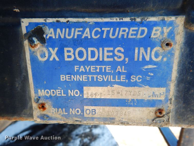 image for item JK9827 2003 International 7500  dump truck