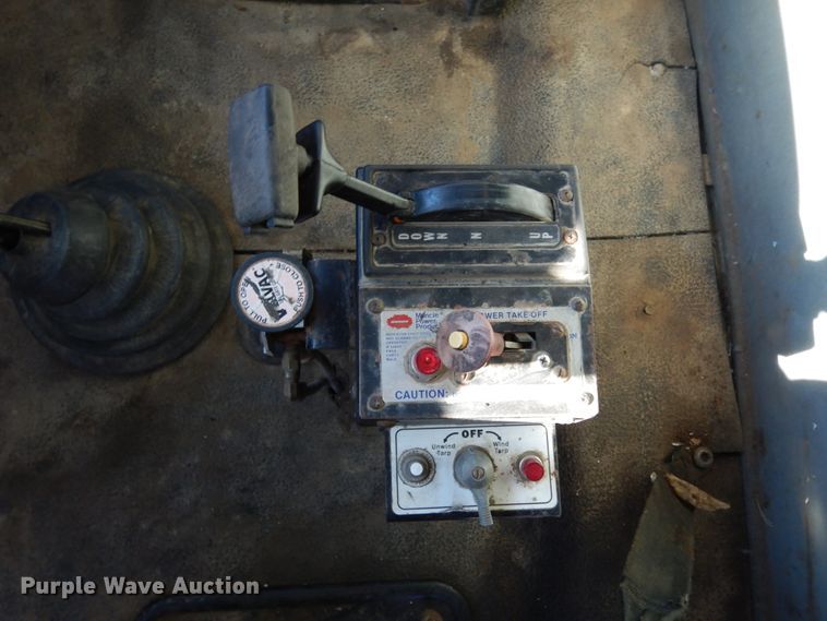 image for item JK9827 2003 International 7500  dump truck