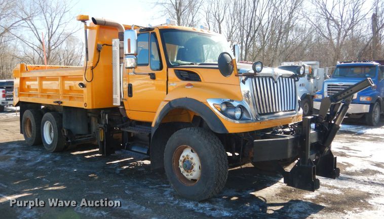 image for item JK9829 2010 International WorkStar 7600  dump truck