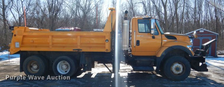 image for item JK9829 2010 International WorkStar 7600  dump truck