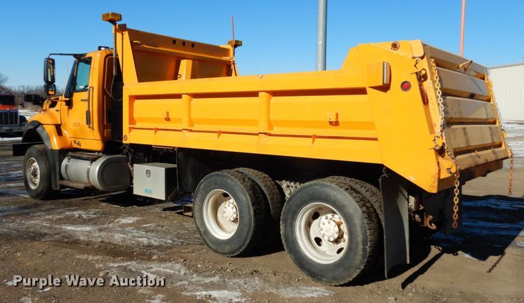 image for item JK9829 2010 International WorkStar 7600  dump truck