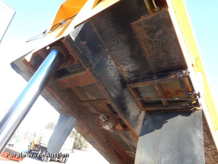 image for item JK9829 2010 International WorkStar 7600  dump truck