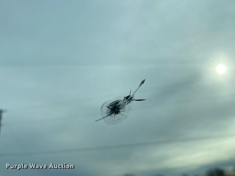 image for item JN9156 2009 Ford F750 Super Duty XL  Crew Cab utility / service truck