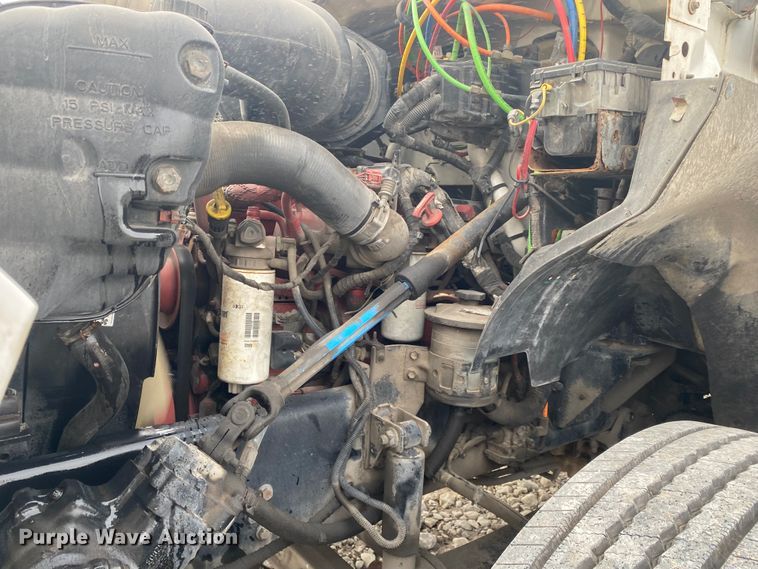 image for item JN9156 2009 Ford F750 Super Duty XL  Crew Cab utility / service truck