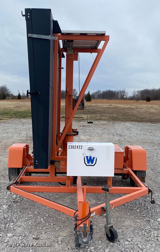 image for item JN9157 2011 Wanco WTLMB  message board trailer