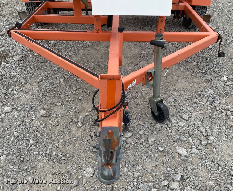 image for item JN9157 2011 Wanco WTLMB  message board trailer