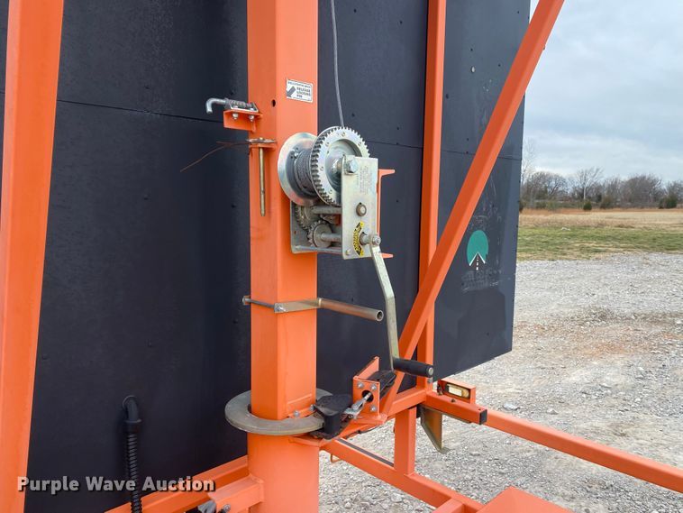 image for item JN9157 2011 Wanco WTLMB  message board trailer