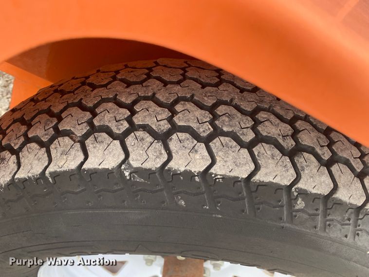 image for item JN9157 2011 Wanco WTLMB  message board trailer