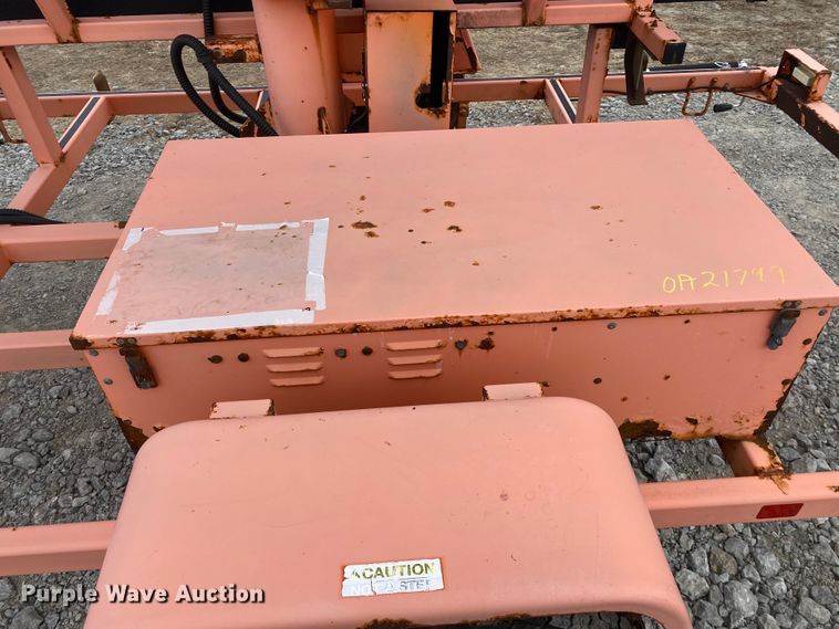 image for item JN9158 2005 Wanco WTLMB  message board trailer