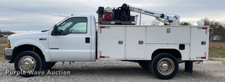 image for item JN9160 2003 Ford F450 Super Duty XL  utility / service truck