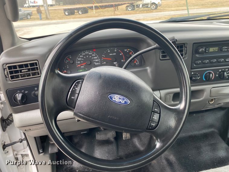 image for item JN9160 2003 Ford F450 Super Duty XL  utility / service truck