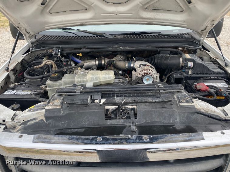 image for item JN9160 2003 Ford F450 Super Duty XL  utility / service truck