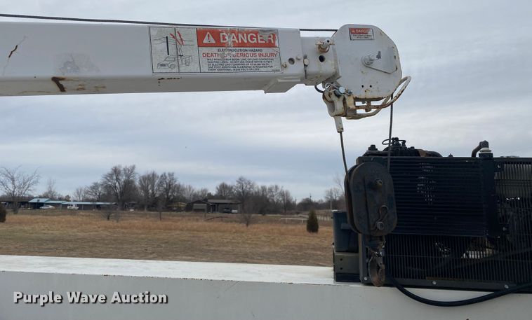 image for item JN9160 2003 Ford F450 Super Duty XL  utility / service truck