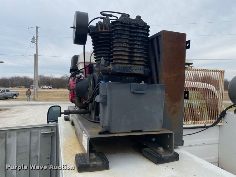 image for item JN9160 2003 Ford F450 Super Duty XL  utility / service truck