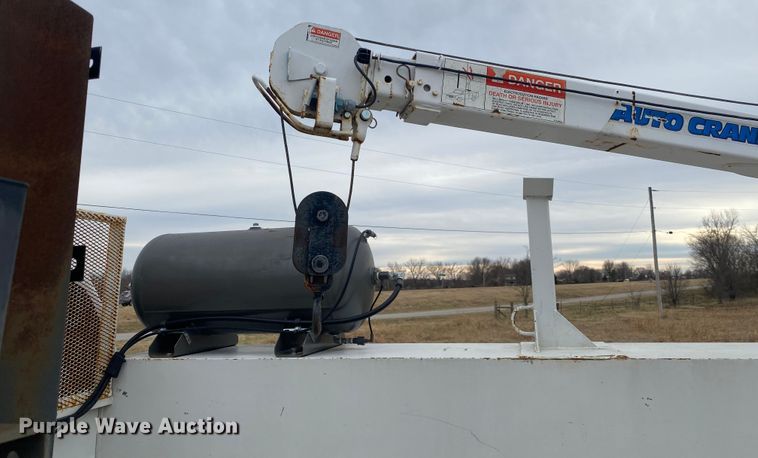 image for item JN9160 2003 Ford F450 Super Duty XL  utility / service truck