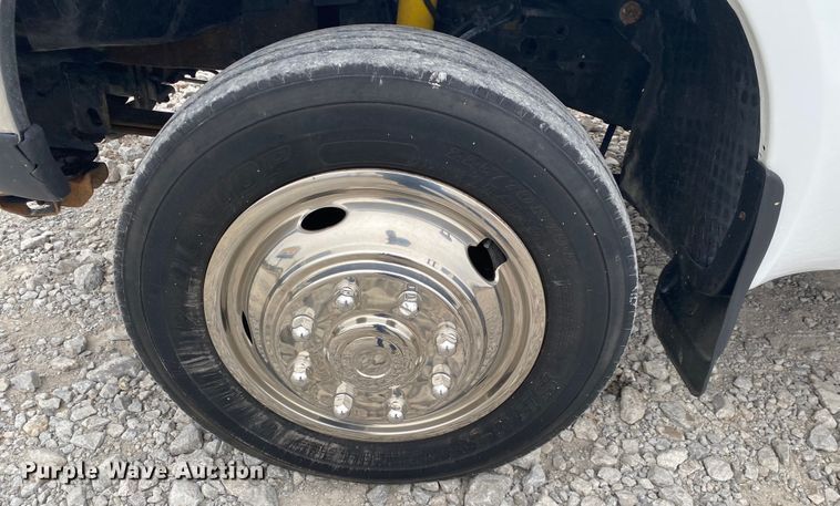 image for item JN9160 2003 Ford F450 Super Duty XL  utility / service truck