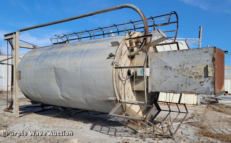 image for item JP9053 Cement silo