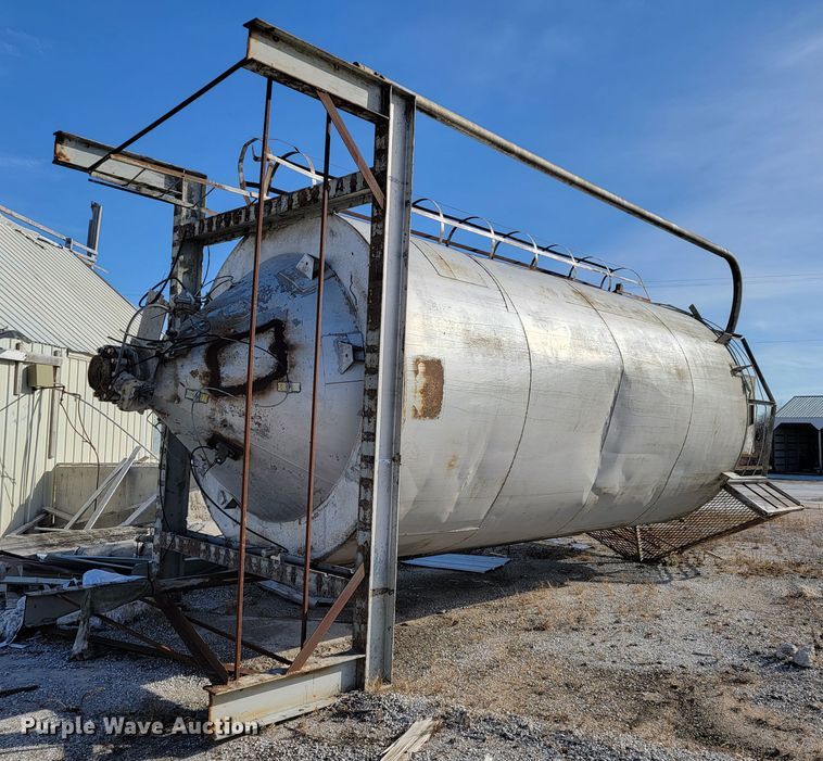 image for item JP9053 Cement silo