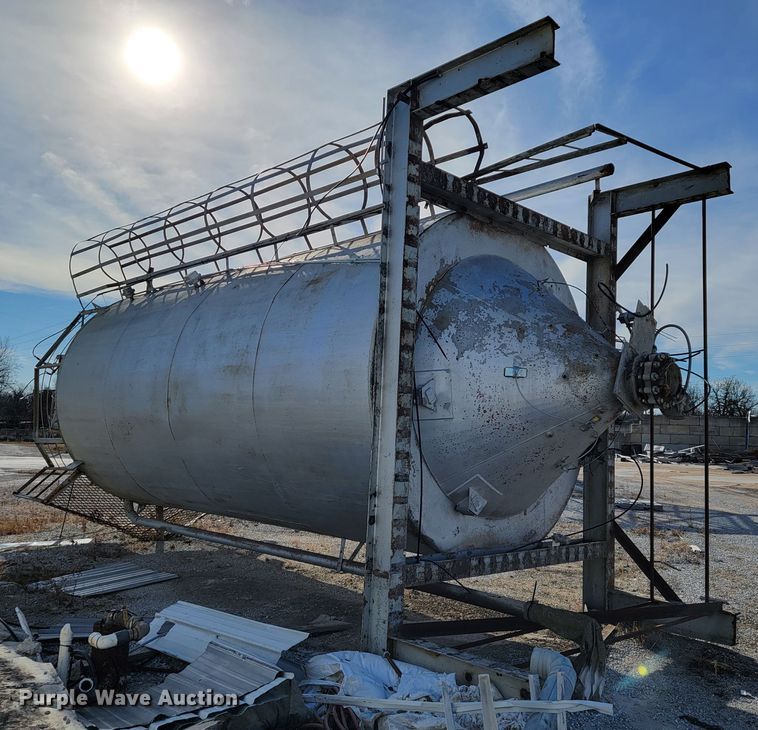 image for item JP9053 Cement silo