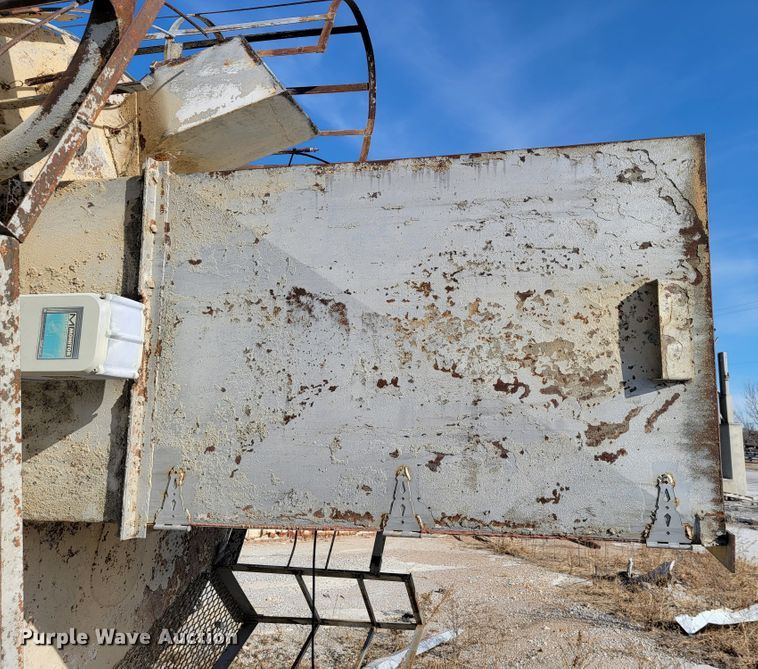 image for item JP9053 Cement silo