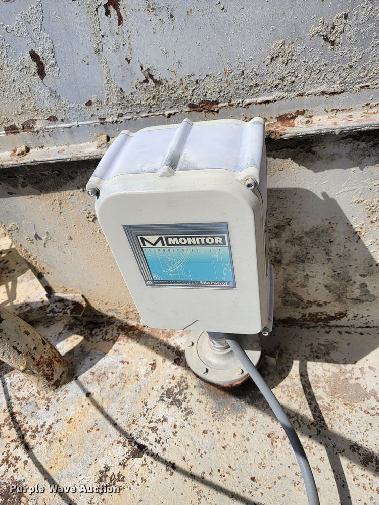 image for item JP9053 Cement silo