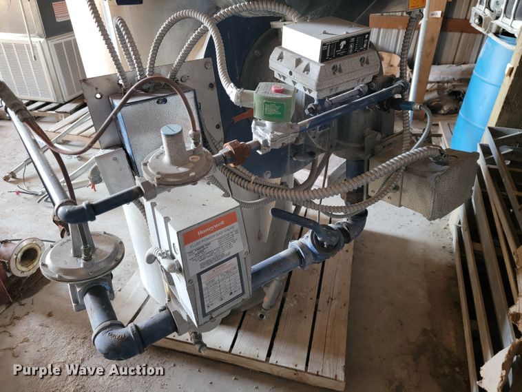 image for item JP9054 Kemco RM  water heater