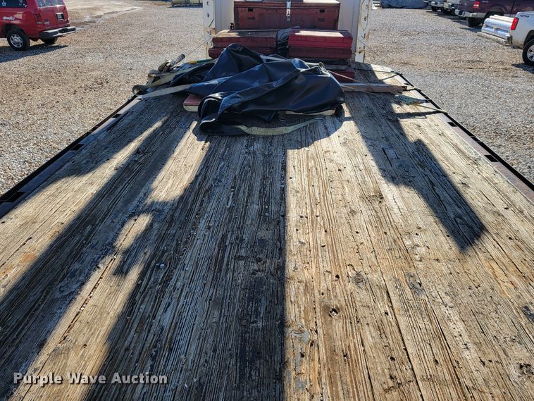 image for item JP9055 1995 Ford L8000  crane truck