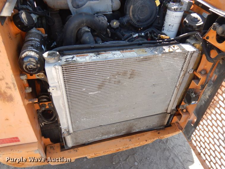 image for item JQ9187 2013 Case SR210  skid steer loader