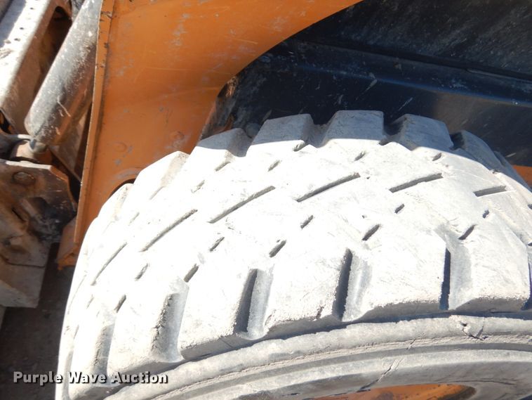 image for item JQ9187 2013 Case SR210  skid steer loader