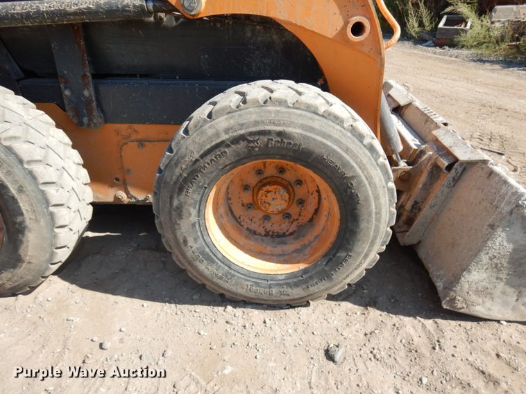 image for item JQ9187 2013 Case SR210  skid steer loader