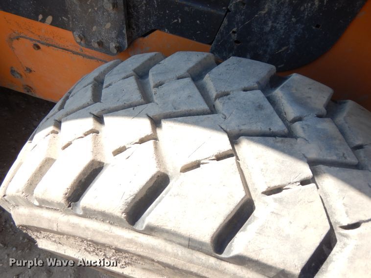 image for item JQ9187 2013 Case SR210  skid steer loader