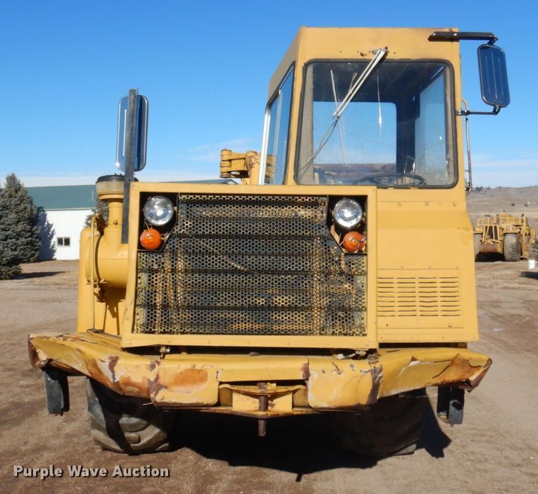 image for item KE9315 1977 Caterpillar 613B  elevating scraper