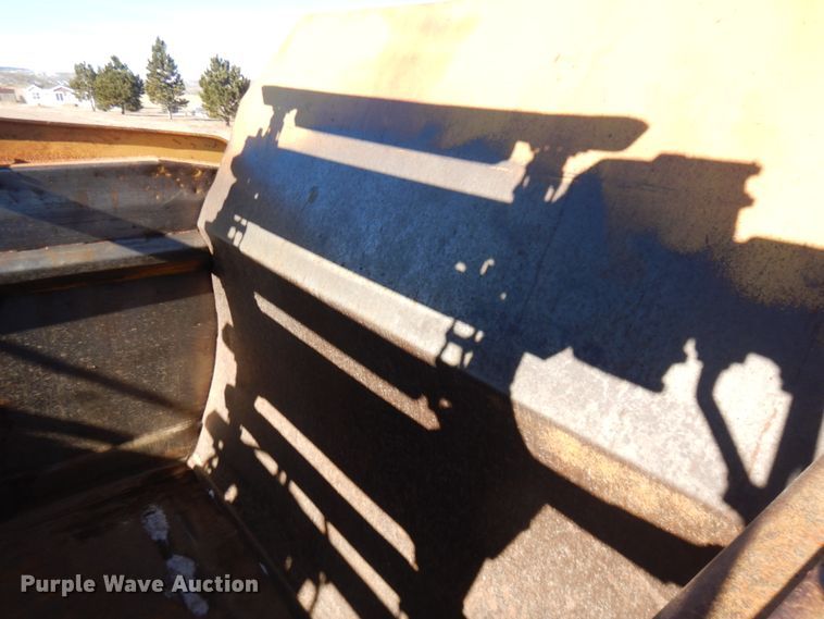 image for item KE9315 1977 Caterpillar 613B  elevating scraper